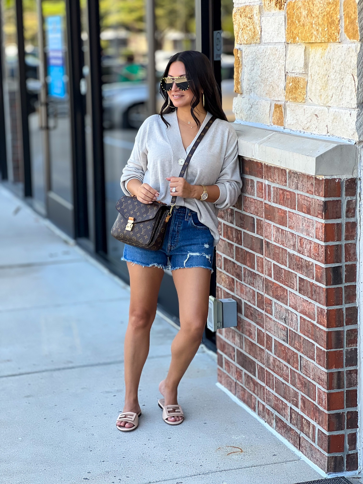 This cardi is perfect for transitioning into fall!